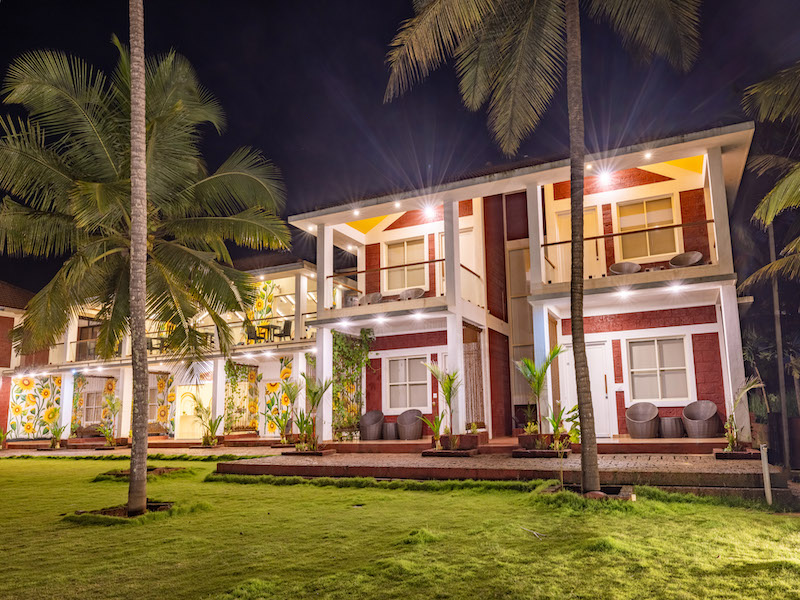 Garden & Building - Night view